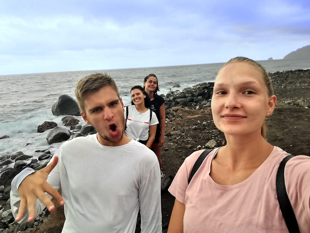 Nekje sredi Atlantika